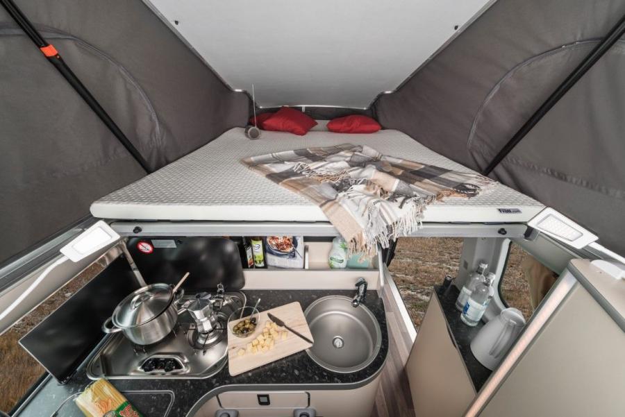 Интерьер Westfalia Nugget 2014 года  (фото 1 из 11)